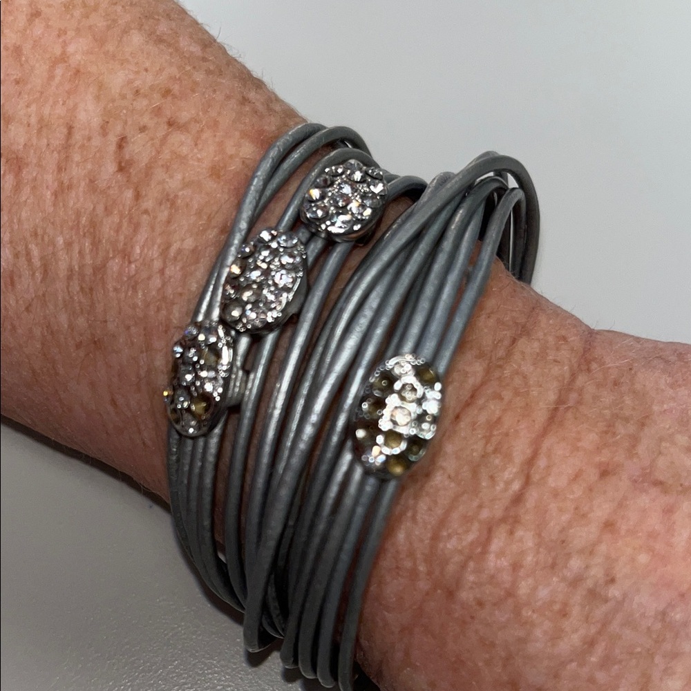 Source Unknown Silver Tone Multi-Strand Bracelet … - image 3